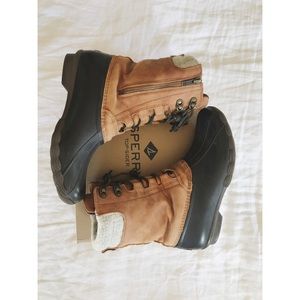 Sperry Snow Boots